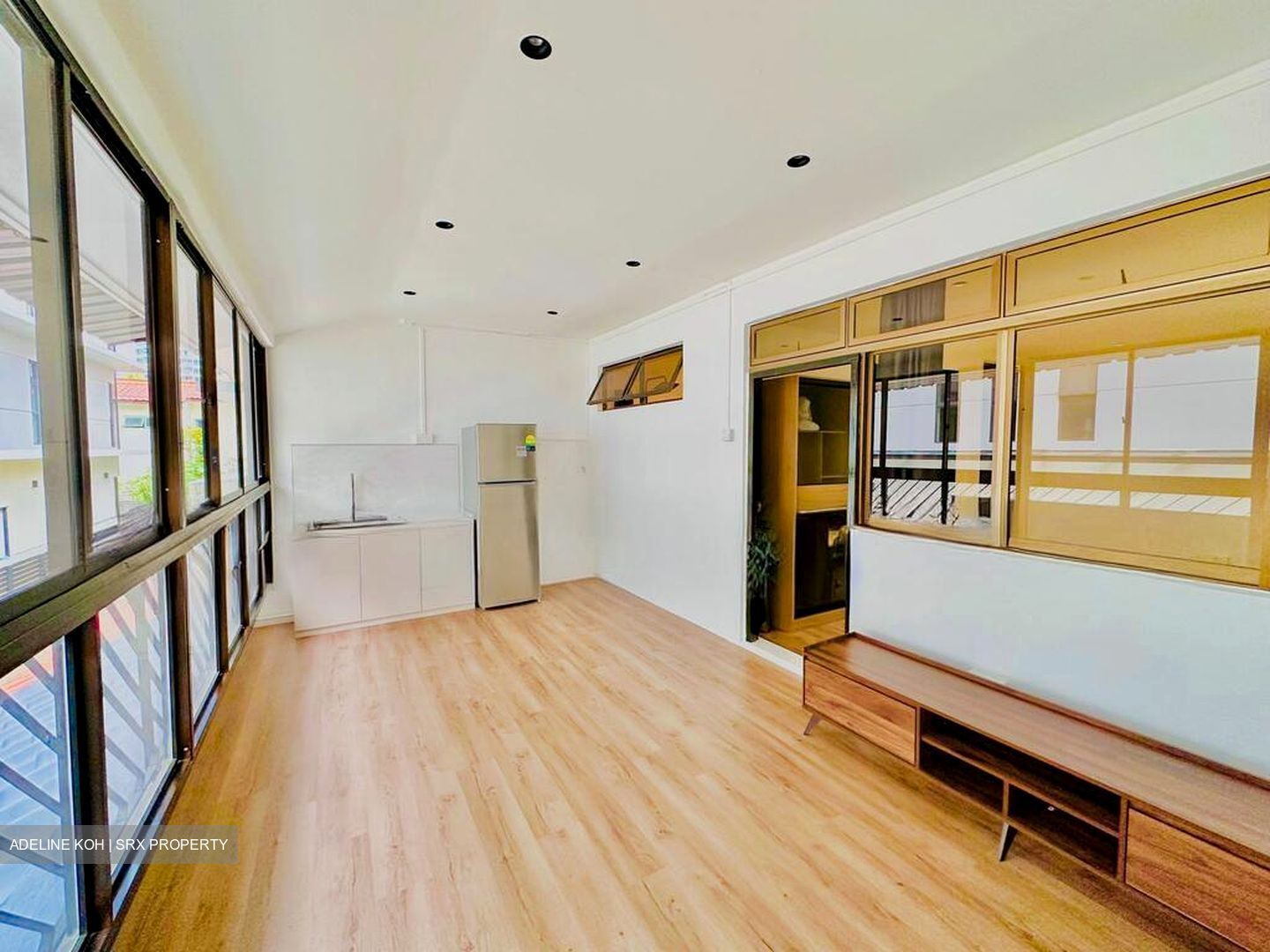 Lowland View (D19), Terrace #497229001